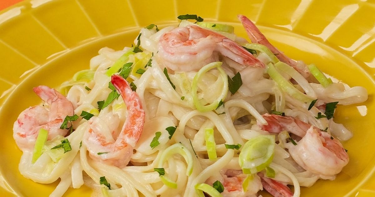 Macarr O Talharim Ao Molho De Camar O E Alho Por Todeschini Alimentos