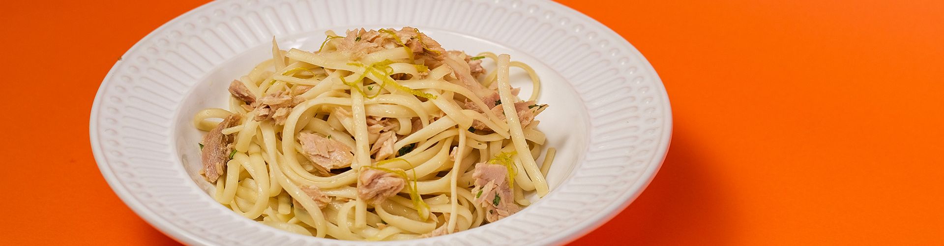 Linguine com Atum ao Molho de Laranja