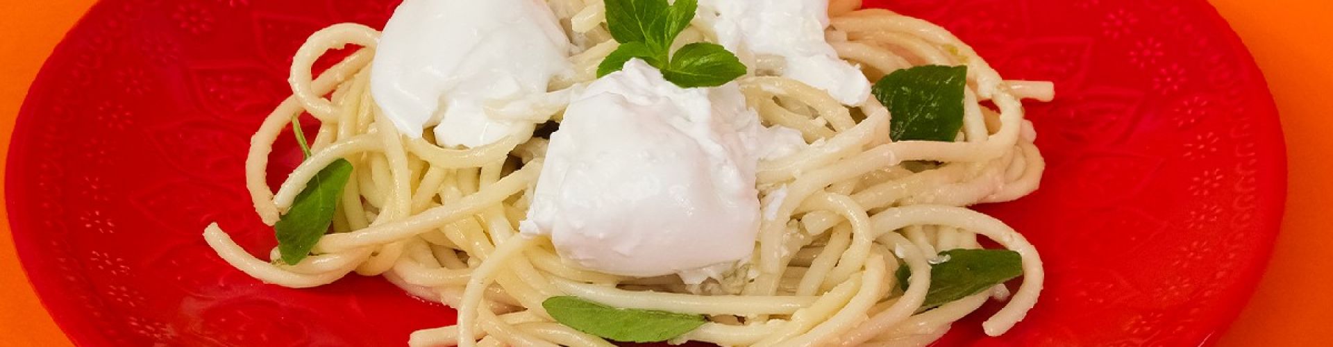 Espaguete ao Limone com Burrata