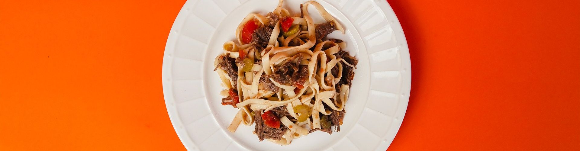 Fettuccine com Ragu de Costela