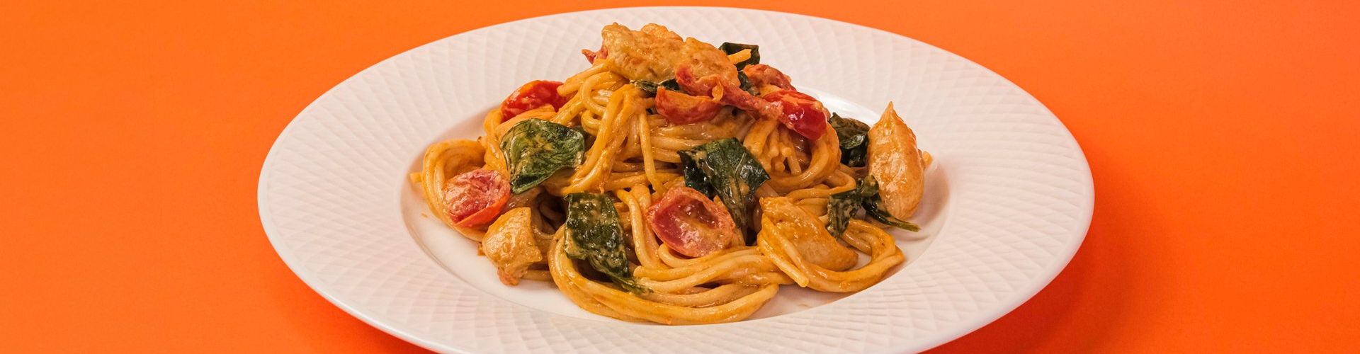 Pasta de Frango à Moda da Toscana