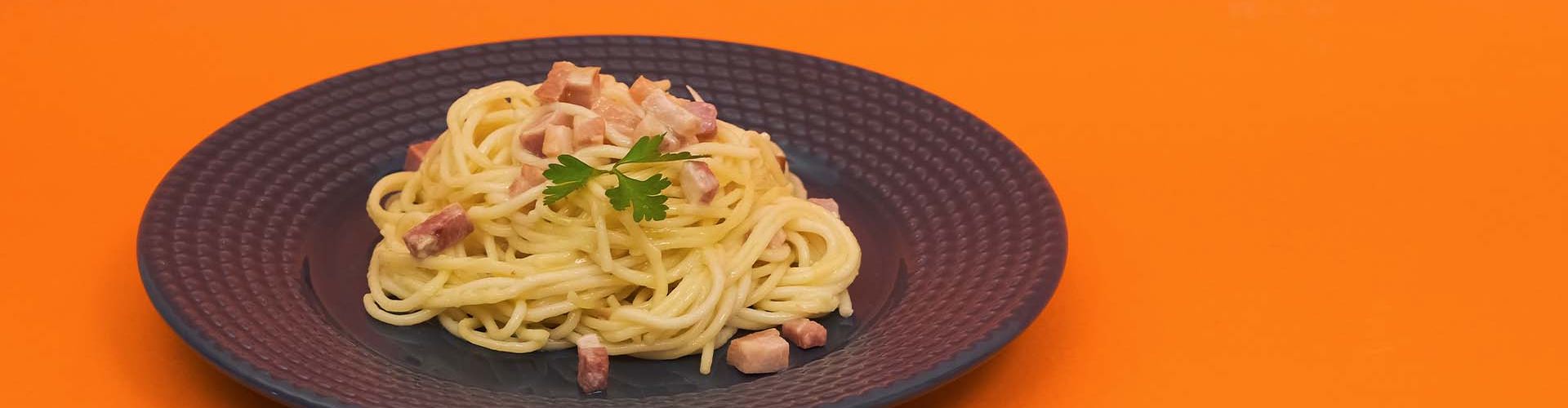 Macarrão Alho e Óleo com Bacon